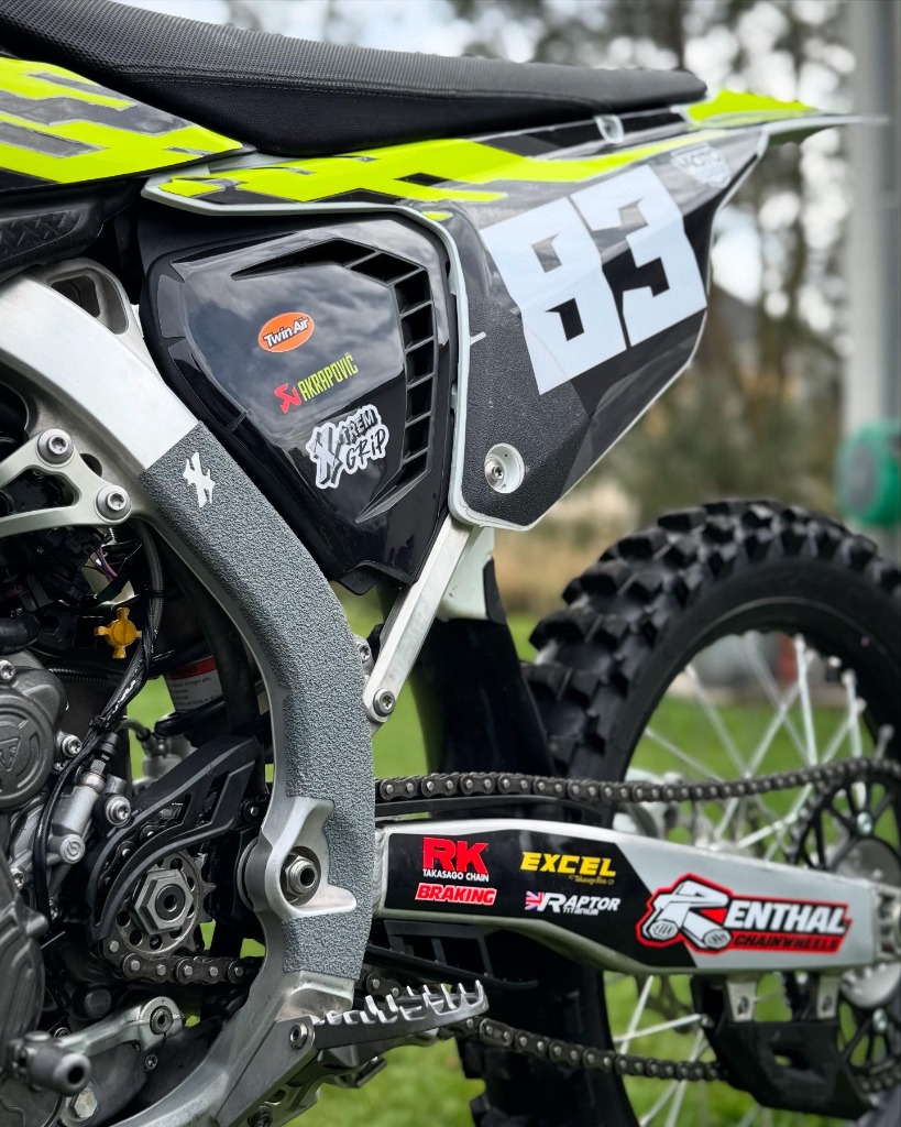 X-Trem Grip Story Image 1